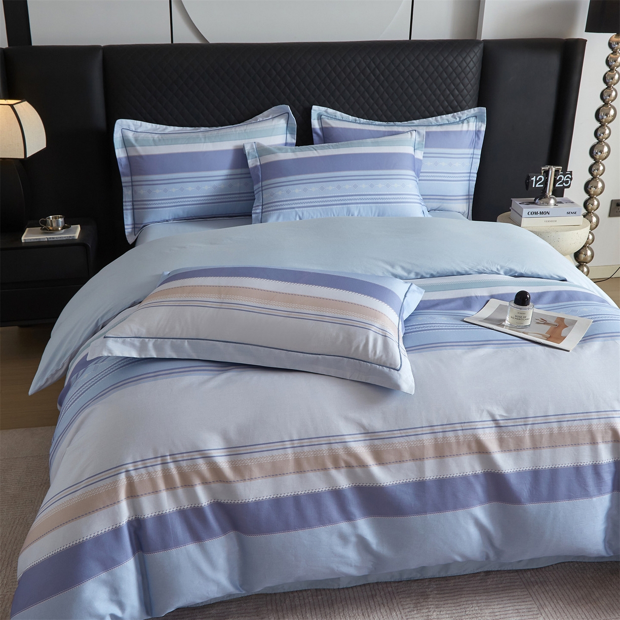 91家纺网 家纺一手货源 找家纺 曼秀琳 2026新款铂金棉数码印花四件套(全棉133*76) 可提供买家秀图片 序曲-浅蓝