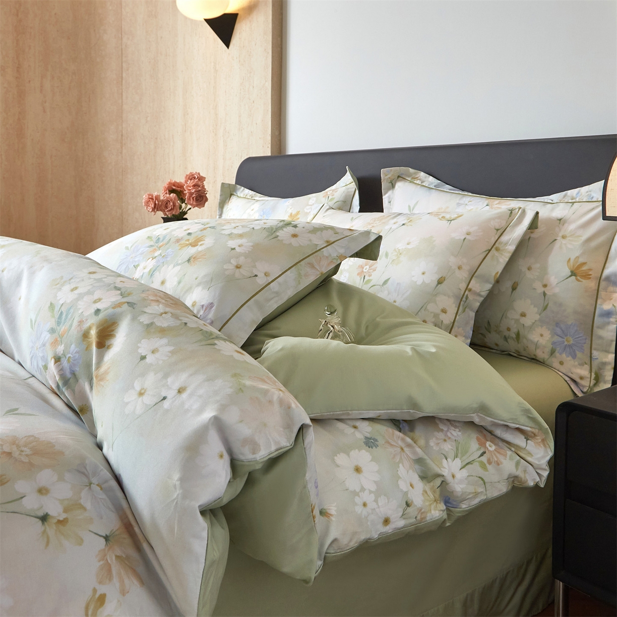 91家纺网 家纺一手货源 找家纺 曼秀琳 2026新款铂金棉数码印花四件套(全棉133*76) 可提供买家秀图片 逸风随香-绿