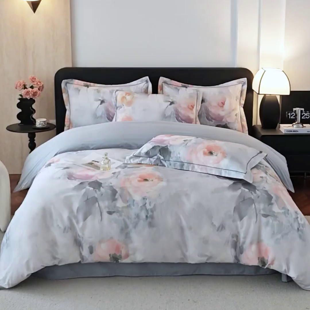 91家纺网 家纺一手货源 找家纺 曼秀琳 2026新款铂金棉数码印花四件套(全棉133*76) 可提供买家秀图片 悠然-灰