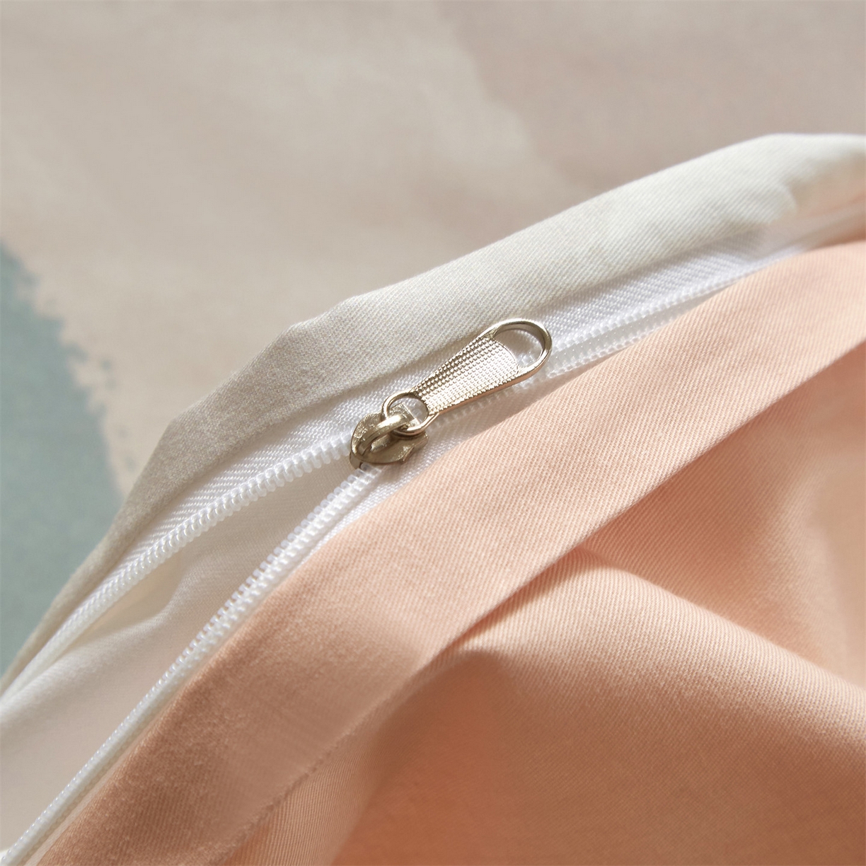 91家纺网 家纺一手货源 找家纺 曼秀琳 2026新款铂金棉数码印花四件套(全棉133*76) 可提供买家秀图片 圆点精灵-桔