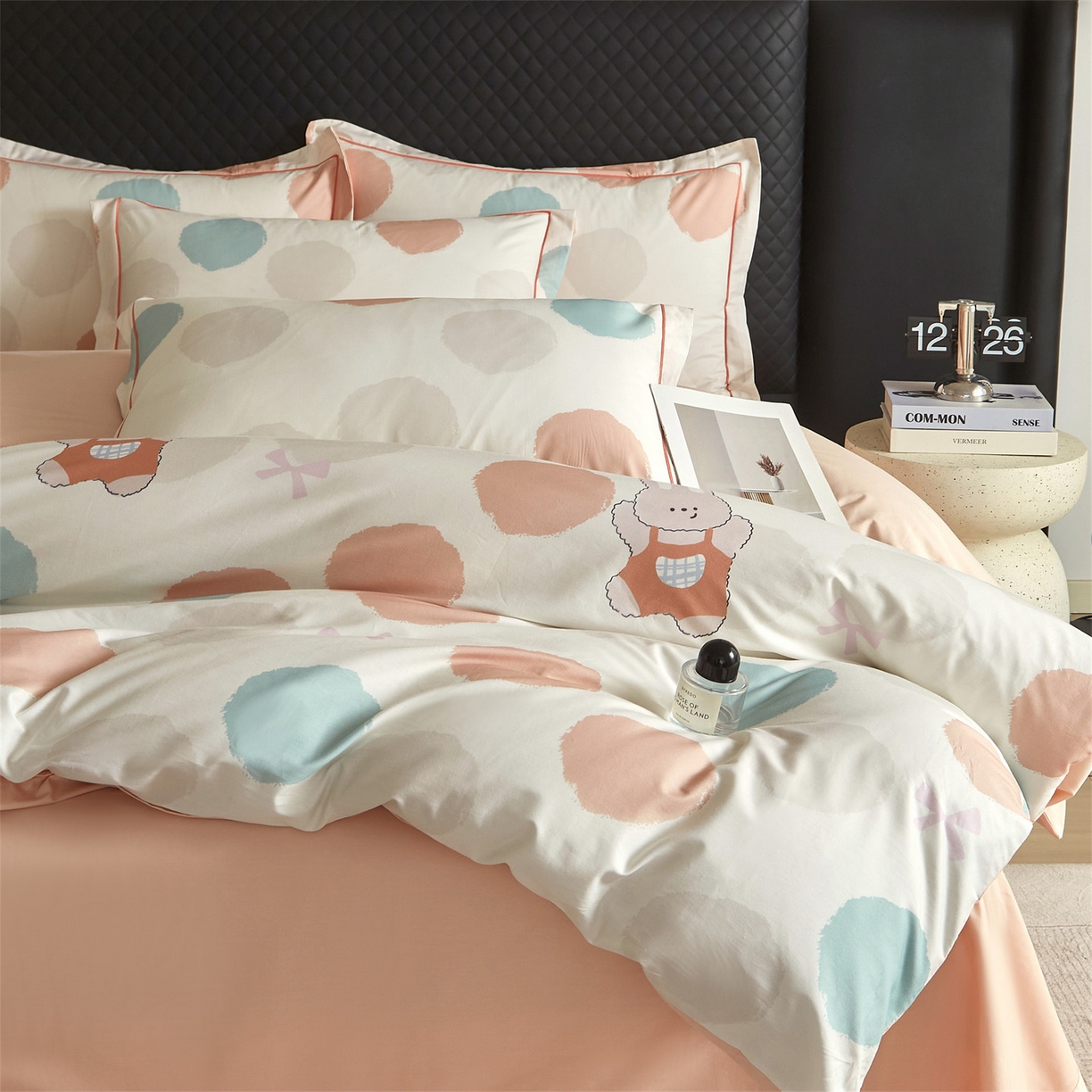 91家纺网 家纺一手货源 找家纺 曼秀琳 2026新款铂金棉数码印花四件套(全棉133*76) 可提供买家秀图片 圆点精灵-桔