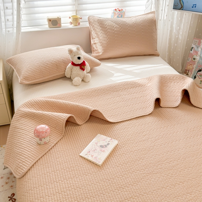 91家纺网 家纺一手货源 找家纺 雅萱家纺 2026新款双面全棉高温砂洗床盖系列 时尚咖