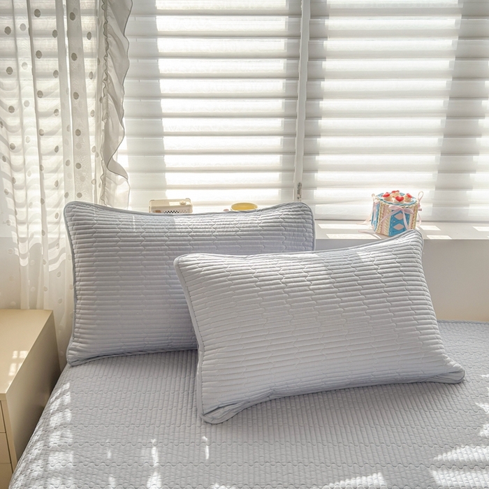 91家纺网 家纺一手货源 找家纺 雅萱家纺 2026新款双面全棉高温砂洗床盖系列 晴空蓝