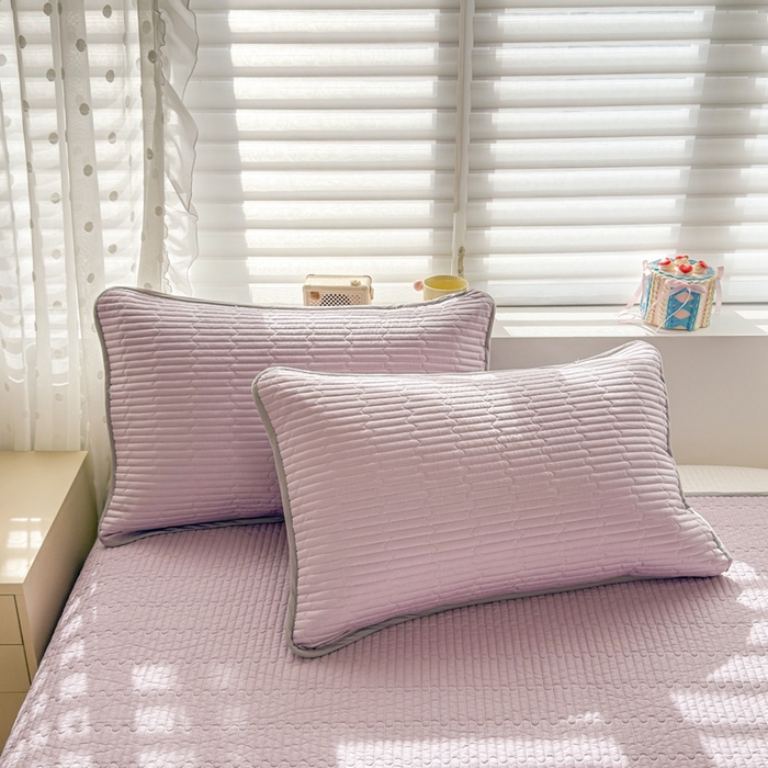 91家纺网 家纺一手货源 找家纺 雅萱家纺 2026新款双面全棉高温砂洗床盖系列 浅灰紫