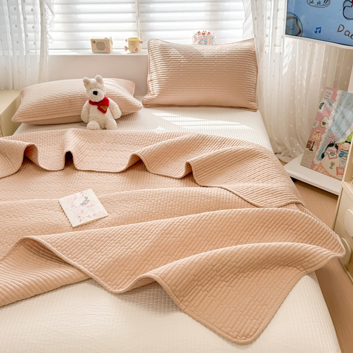 91家纺网 家纺一手货源 找家纺 雅萱家纺 2026新款双面全棉高温砂洗床盖系列 时尚咖