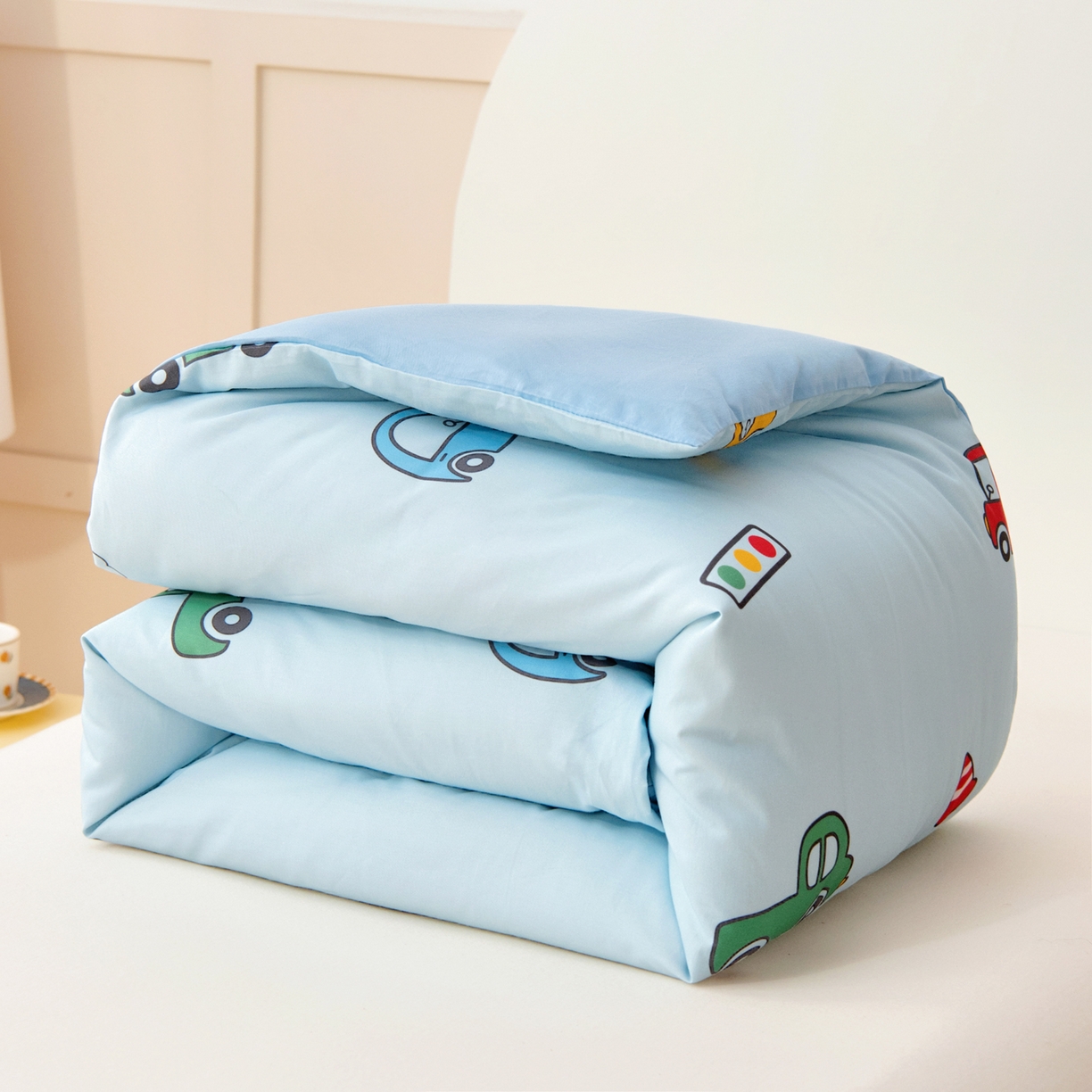 91家纺网 家纺一手货源 找家纺 御棉坊 2026新款A类全棉纯棉40S数码印花幼儿园入园三件套被子宝宝午睡被芯六件套 多彩小车