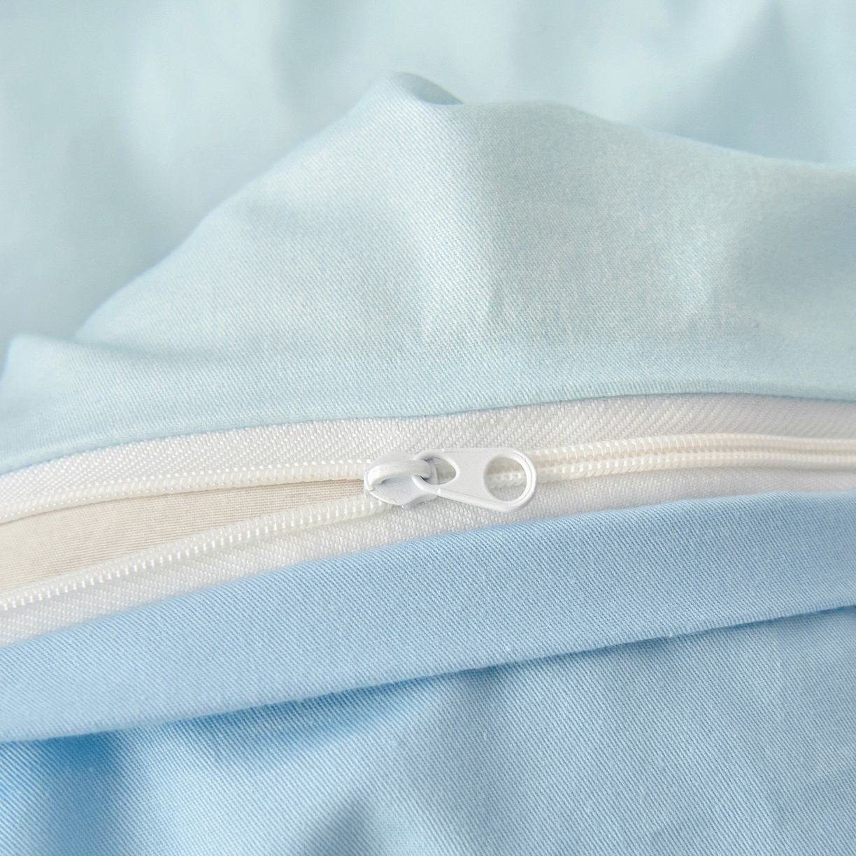 91家纺网 家纺一手货源 找家纺 御棉坊 2026新款A类全棉纯棉40S数码印花幼儿园入园三件套被子宝宝午睡被芯六件套 多彩小车