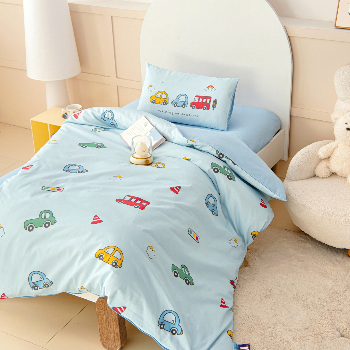 91家纺网 家纺一手货源 找家纺 御棉坊 2026新款A类全棉纯棉40S数码印花幼儿园入园三件套被子宝宝午睡被芯六件套 多彩小车