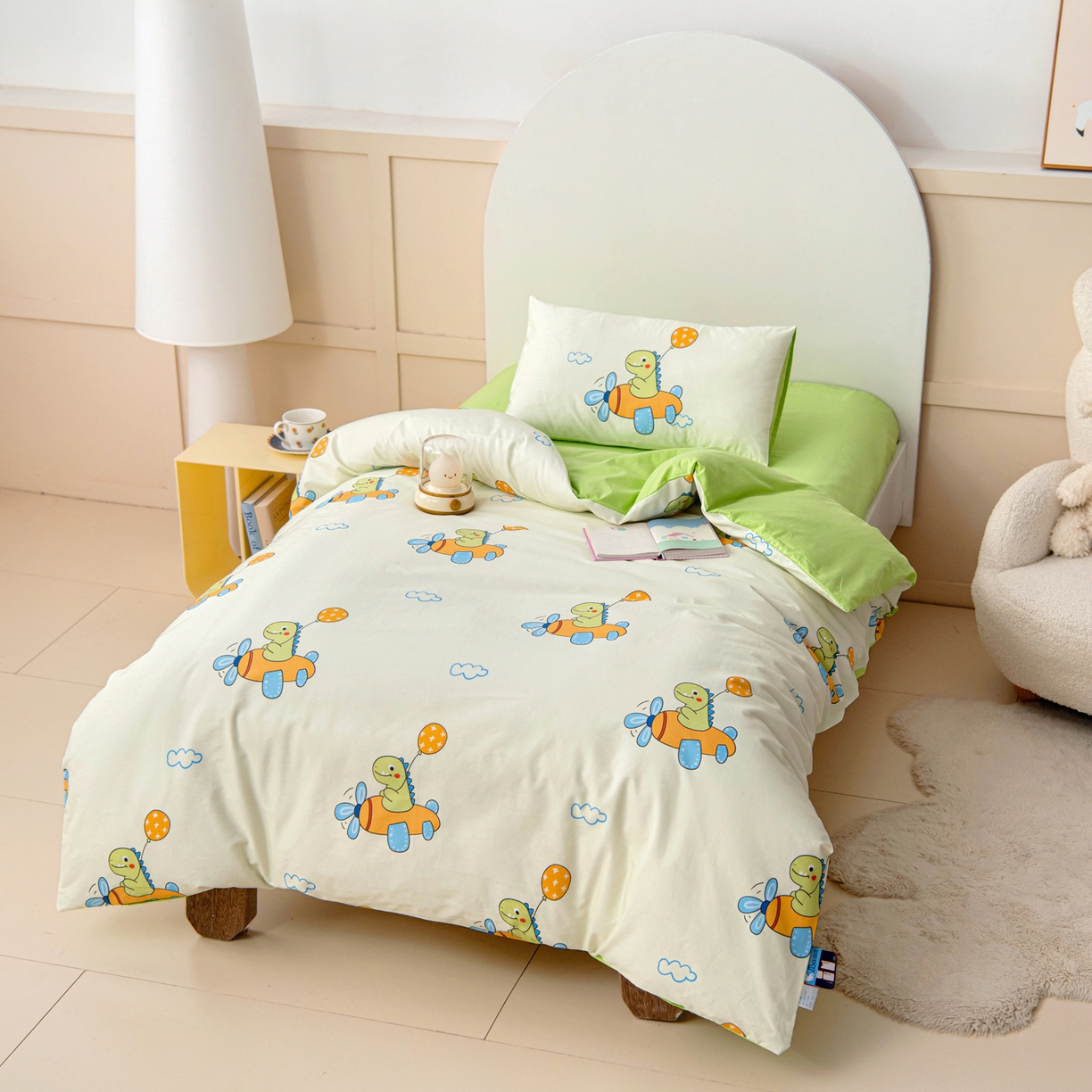 91家纺网 家纺一手货源 找家纺 御棉坊 2026新款A类全棉纯棉40S数码印花幼儿园入园三件套被子宝宝午睡被芯六件套 飞机恐龙