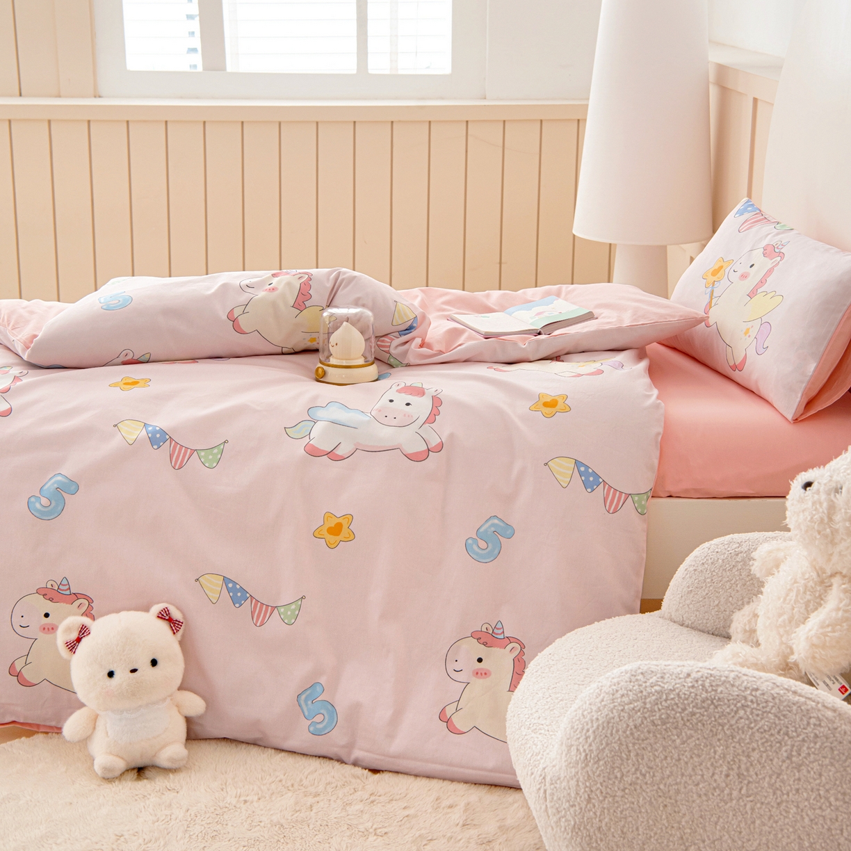 91家纺网 家纺一手货源 找家纺 御棉坊 2026新款A类全棉纯棉40S数码印花幼儿园入园三件套被子宝宝午睡被芯六件套 魔法飞马