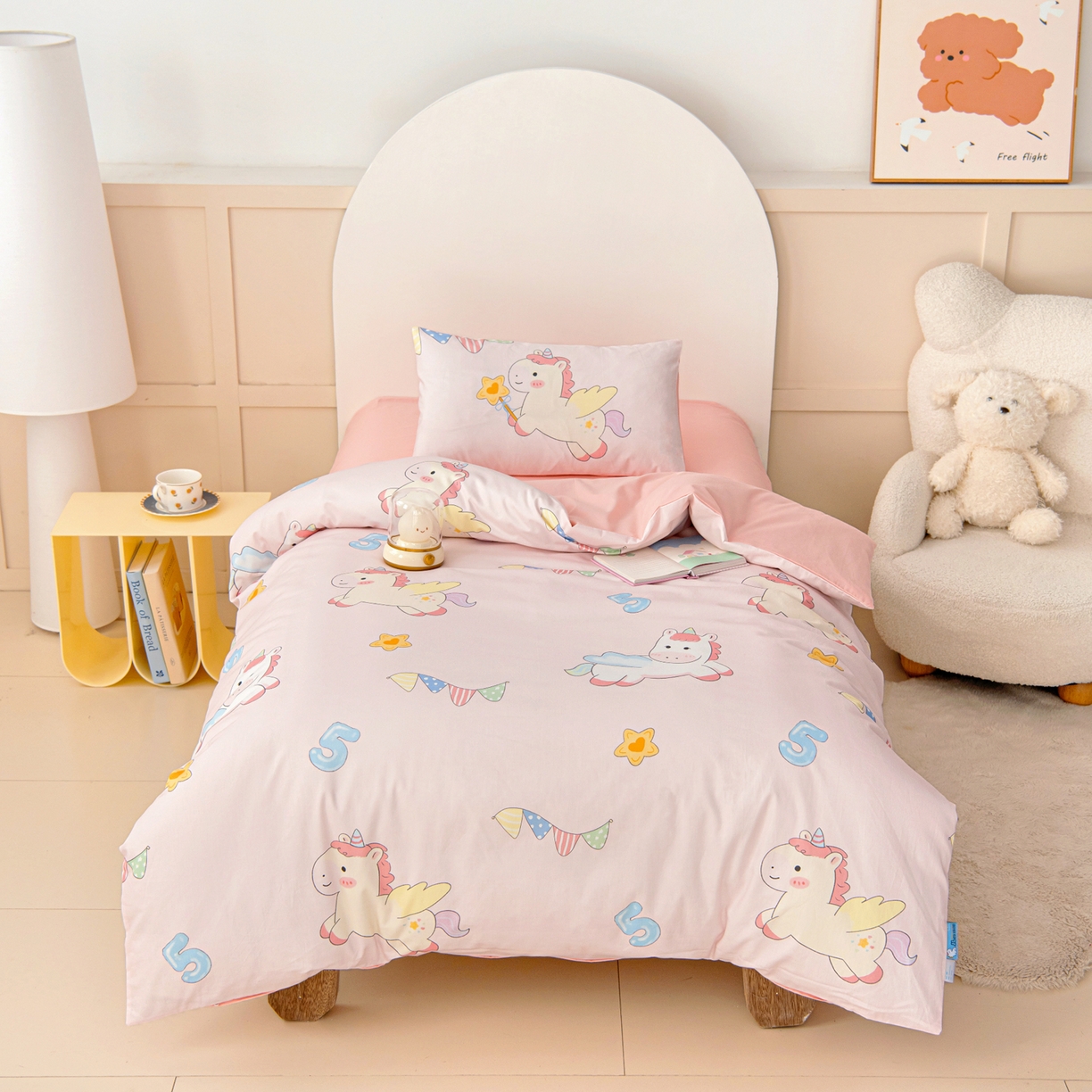 91家纺网 家纺一手货源 找家纺 御棉坊 2026新款A类全棉纯棉40S数码印花幼儿园入园三件套被子宝宝午睡被芯六件套 魔法飞马