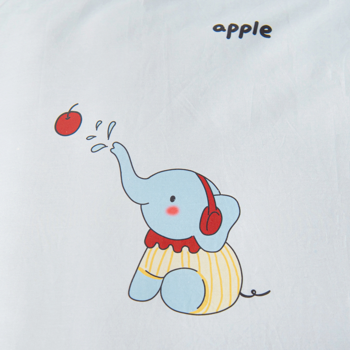 91家纺网 家纺一手货源 找家纺 御棉坊 2026新款A类全棉纯棉40S数码印花幼儿园入园三件套被子宝宝午睡被芯六件套 苹果小象