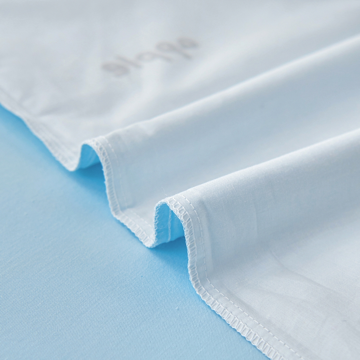 91家纺网 家纺一手货源 找家纺 御棉坊 2026新款A类全棉纯棉40S数码印花幼儿园入园三件套被子宝宝午睡被芯六件套 苹果小象