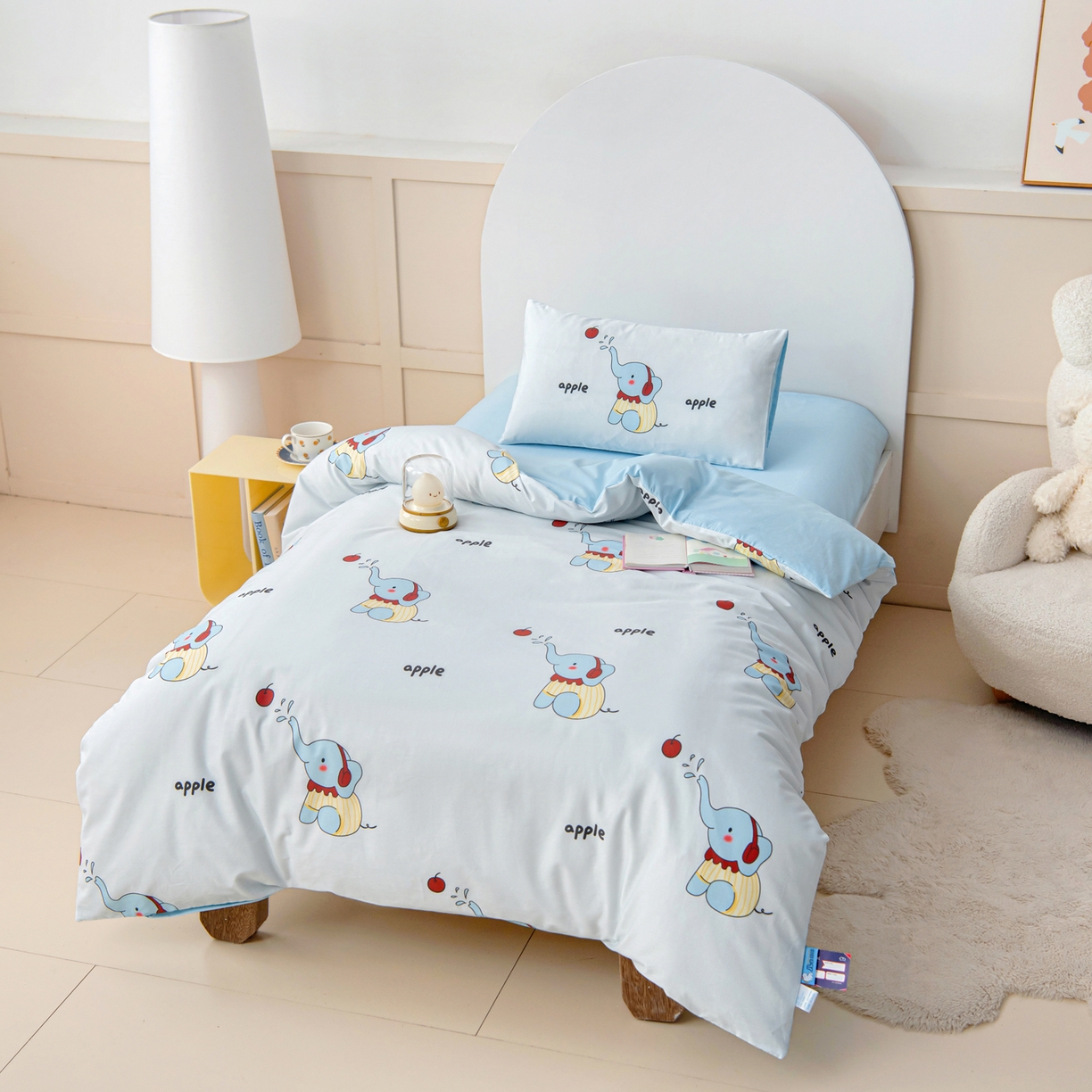 91家纺网 家纺一手货源 找家纺 御棉坊 2026新款A类全棉纯棉40S数码印花幼儿园入园三件套被子宝宝午睡被芯六件套 苹果小象