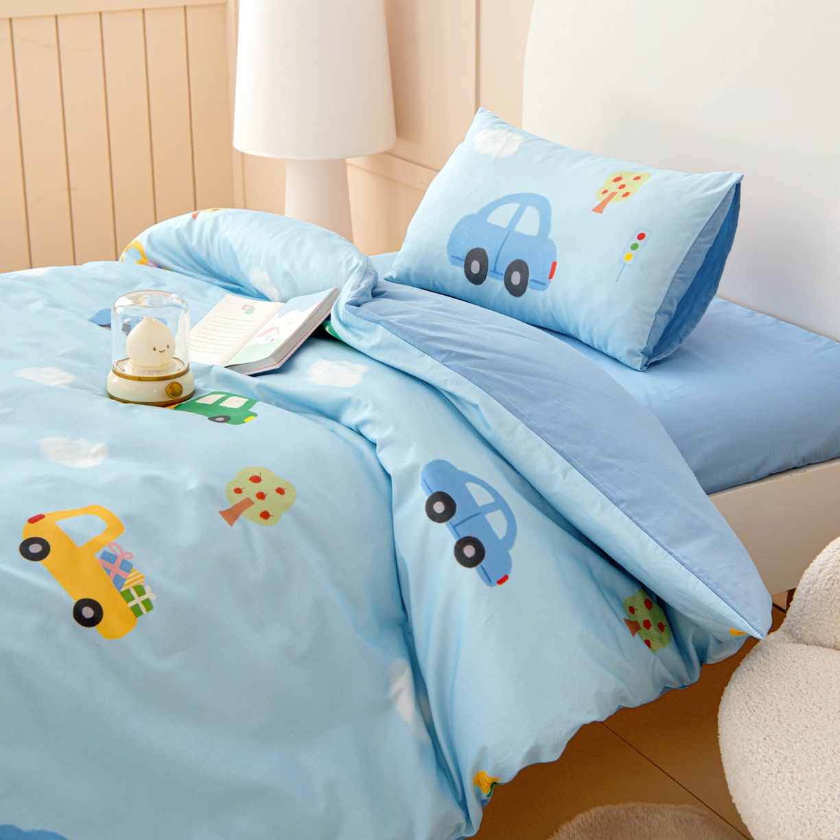 91家纺网 家纺一手货源 找家纺 御棉坊 2026新款A类全棉纯棉40S数码印花幼儿园入园三件套被子宝宝午睡被芯六件套 汽车假日