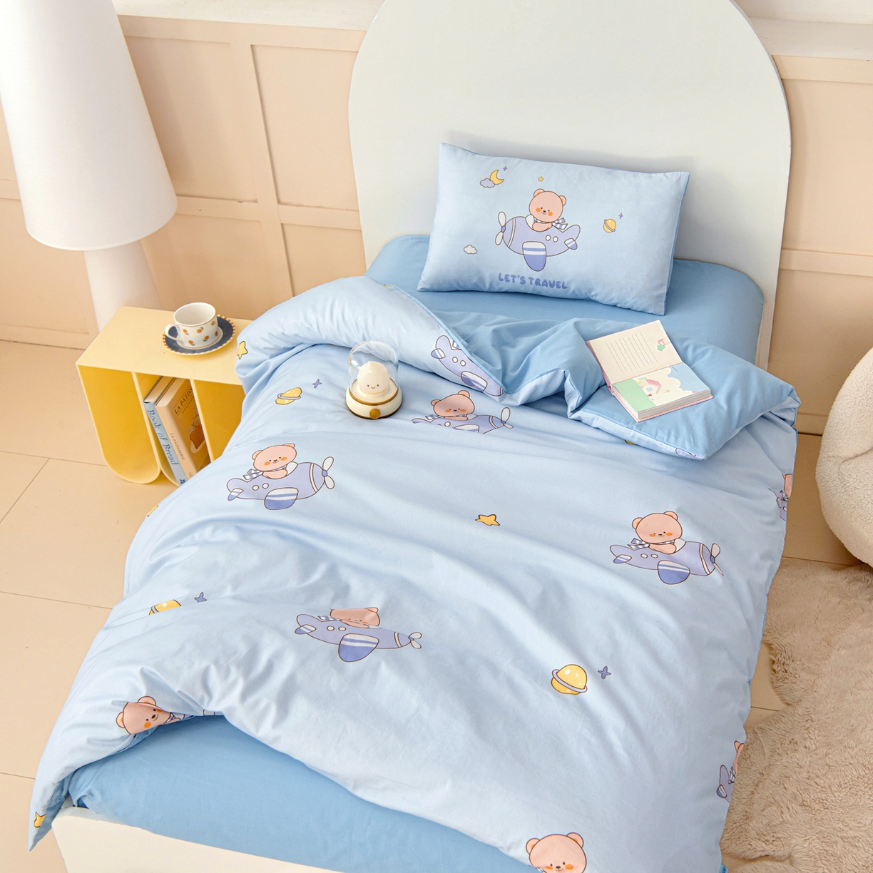 91家纺网 家纺一手货源 找家纺 御棉坊 2026新款A类全棉纯棉40S数码印花幼儿园入园三件套被子宝宝午睡被芯六件套 小熊飞行员