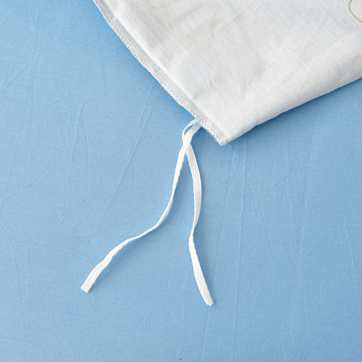 91家纺网 家纺一手货源 找家纺 御棉坊 2026新款A类全棉纯棉40S数码印花幼儿园入园三件套被子宝宝午睡被芯六件套 小熊飞行员