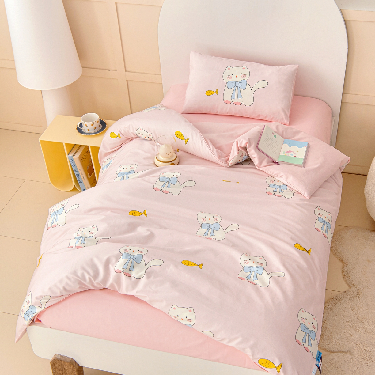 91家纺网 家纺一手货源 找家纺 御棉坊 2026新款A类全棉纯棉40S数码印花幼儿园入园三件套被子宝宝午睡被芯六件套 小鱼猫
