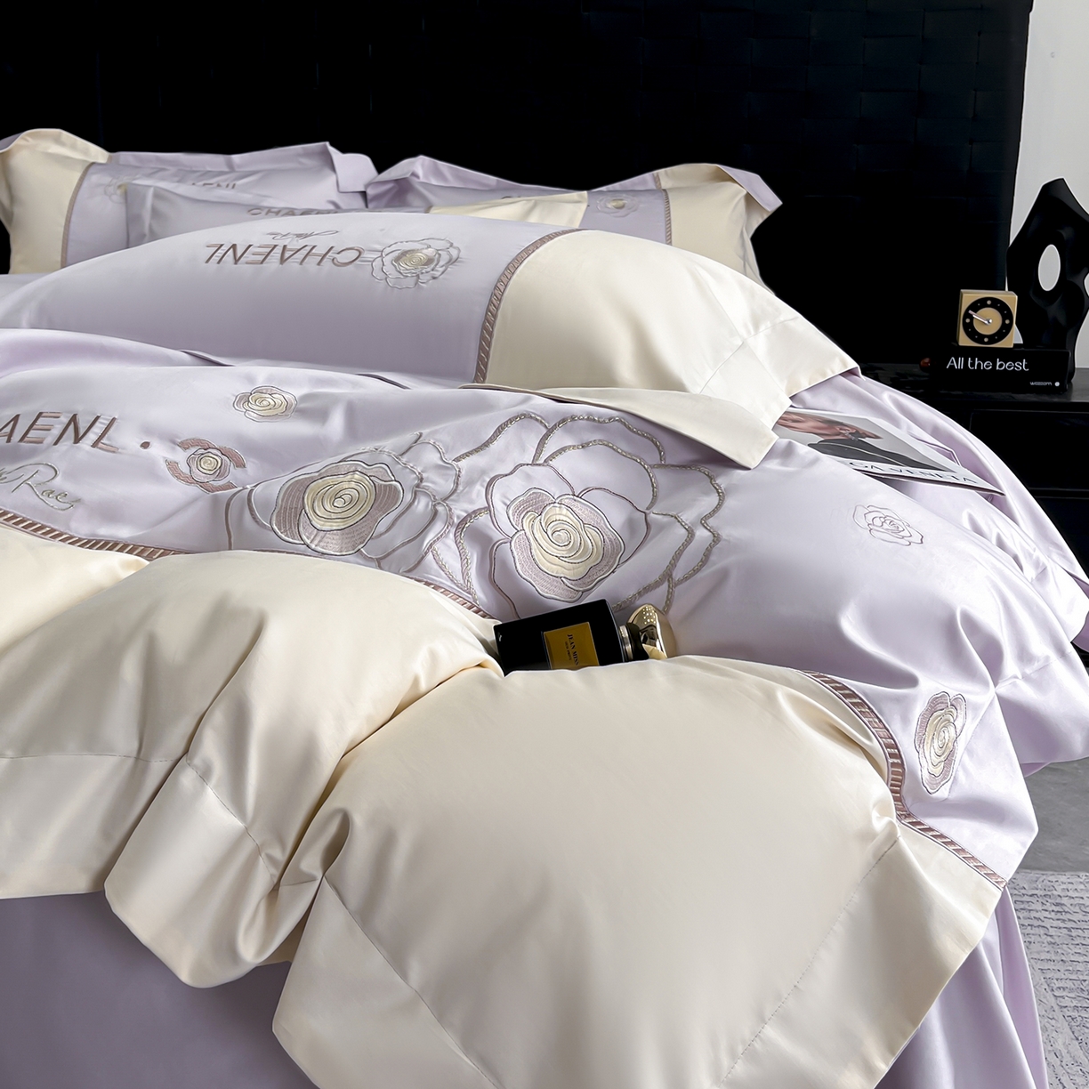 91家纺网 家纺一手货源 找家纺 置顶家纺 2026新款春夏山茶花亲肤拼接刺绣四件套 山茶花-香芋紫