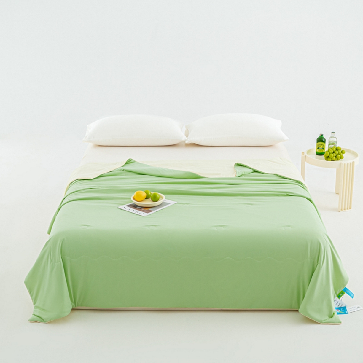 91家纺网 家纺一手货源 找家纺 爱彼家纺 2026马年新款冰感黑科技冰卡小凉被单夏被自带降温buff一触透心凉-冰卡夏被系列一 冰卡-果绿+芝士