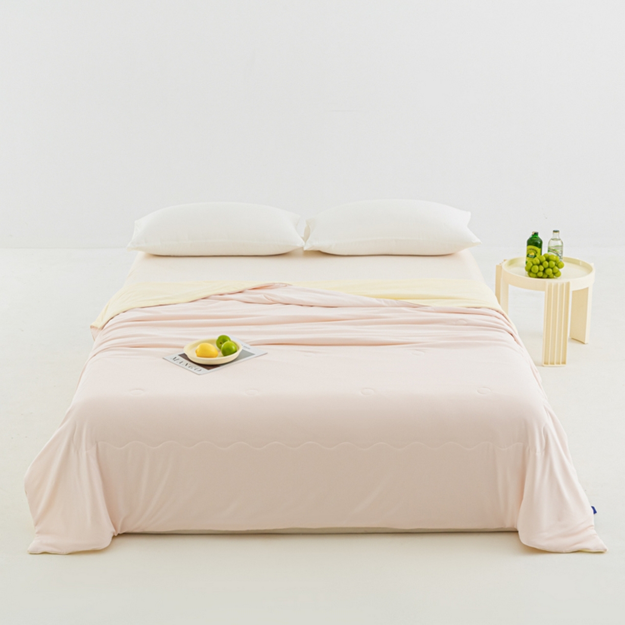 91家纺网 家纺一手货源 找家纺 爱彼家纺 2026马年新款冰感黑科技冰卡小凉被单夏被自带降温buff一触透心凉-冰卡夏被系列一 冰卡-浅粉+芝士