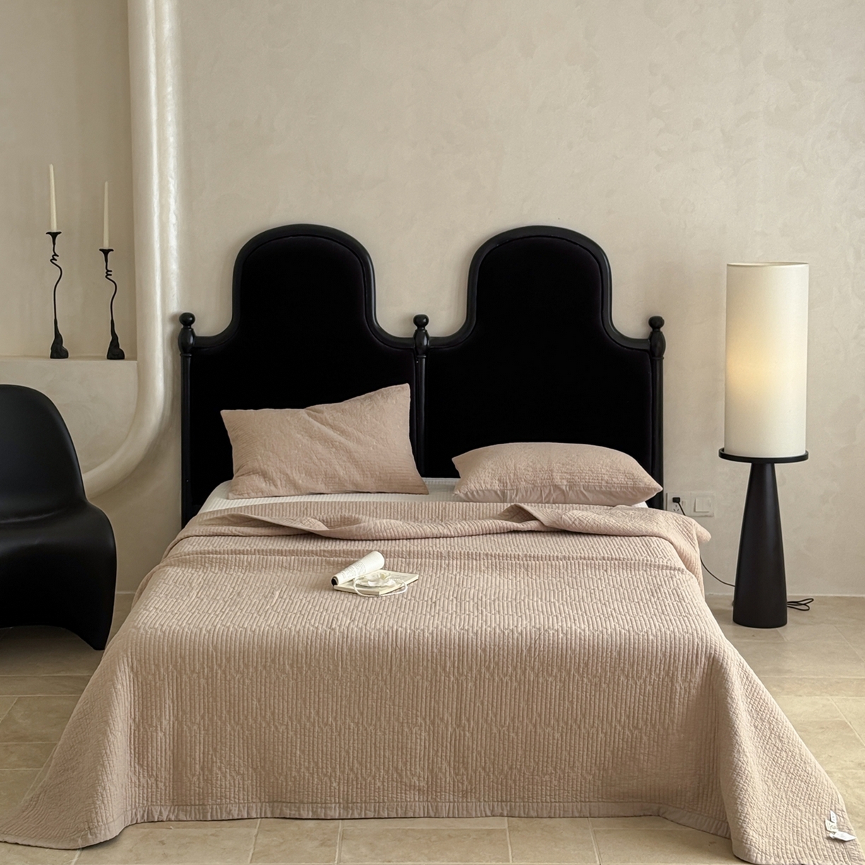 91家纺网 家纺一手货源 找家纺 床盖工厂店 2025新款韩式四叶草双面全棉填充棉花床盖套件 奶茶咖