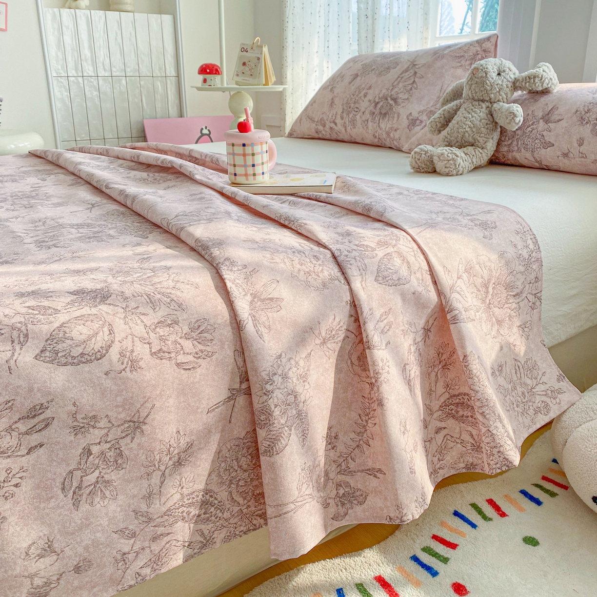 91家纺网 家纺一手货源 找家纺 首爱家纺 2026新款印花老粗布床单单品床单床单单件 木槿