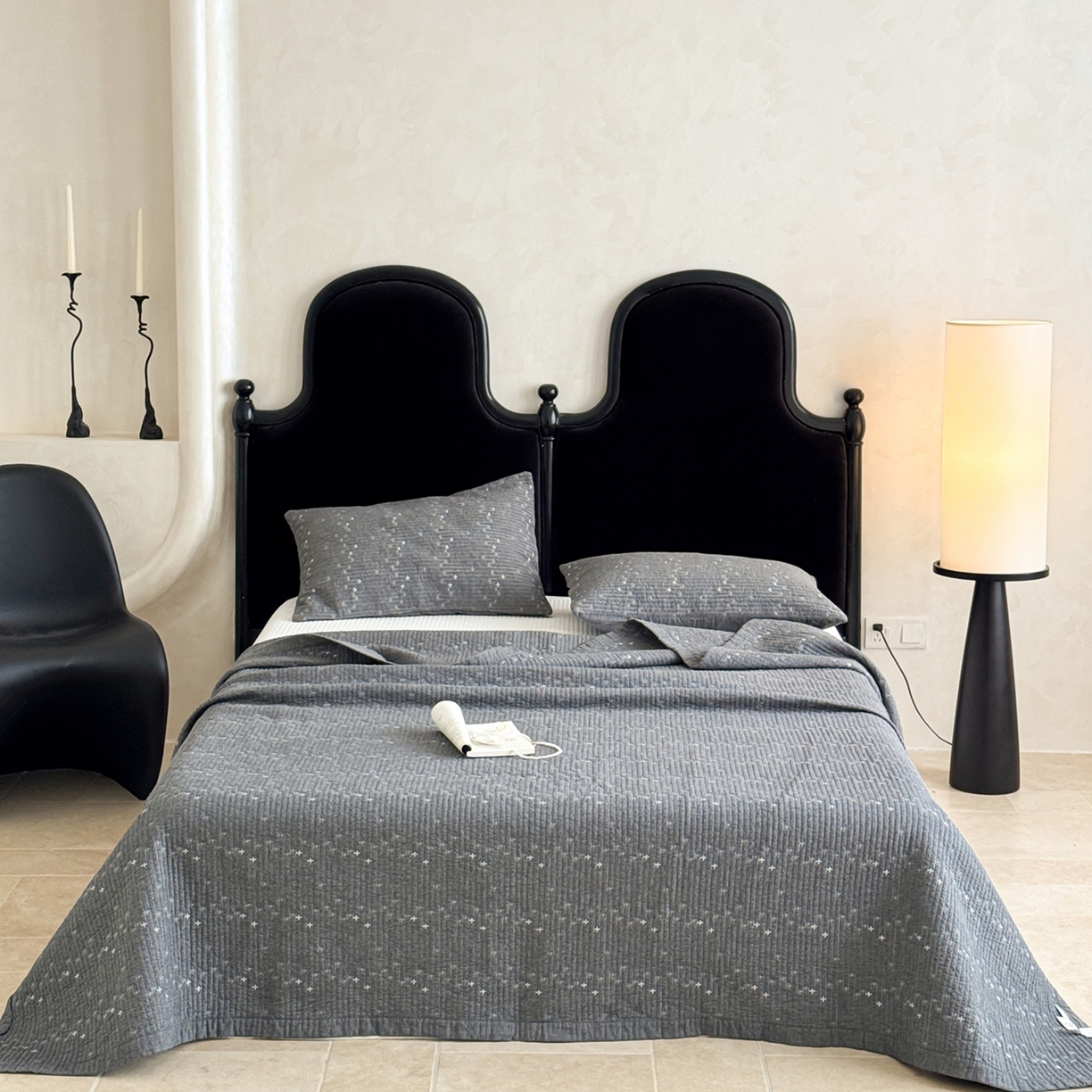 91家纺网 家纺一手货源 找家纺 床盖工厂店 2025新款韩式四叶草双面全棉填充棉花床盖套件 绅士灰