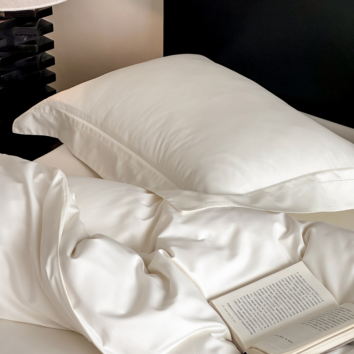 91家纺网 家纺一手货源 找家纺 卡巴伦家纺 2026新款全棉安娜轻氧裸感棉亚朵同款四件套（控价标准号：398元 会员：-20元 如需快递盒需加5元） 安娜 奶油白