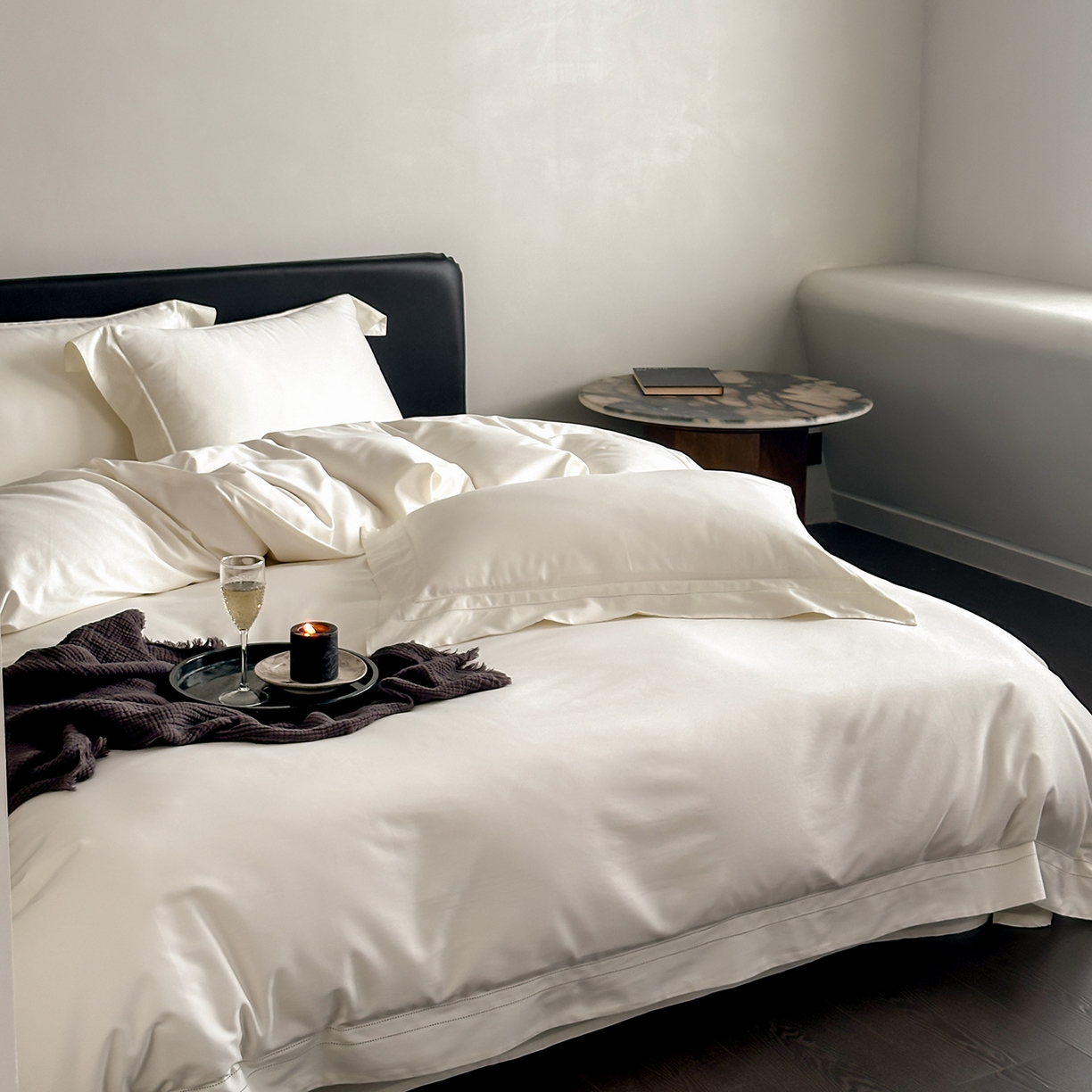 91家纺网 家纺一手货源 找家纺 卡巴伦家纺 2026新款全棉安娜轻氧裸感棉亚朵同款四件套（控价标准号：398元 会员：-20元 如需快递盒需加5元） 安娜 奶油白