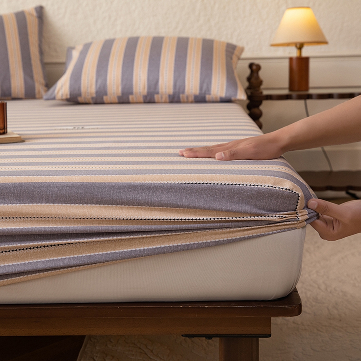 91家纺网 家纺一手货源 找家纺 （总）八十八家纺 2026新款无印风全棉纯棉斜纹条格单床笠床笠单件单品床笠