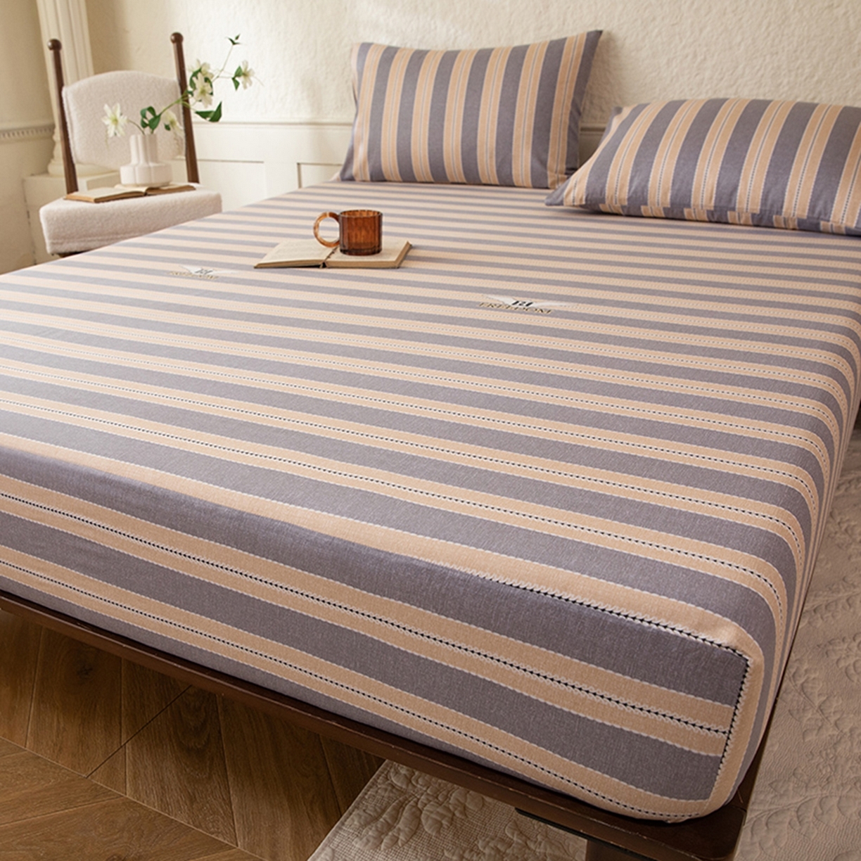 91家纺网 家纺一手货源 找家纺 （总）八十八家纺 2026新款无印风全棉纯棉斜纹条格单床笠床笠单件单品床笠