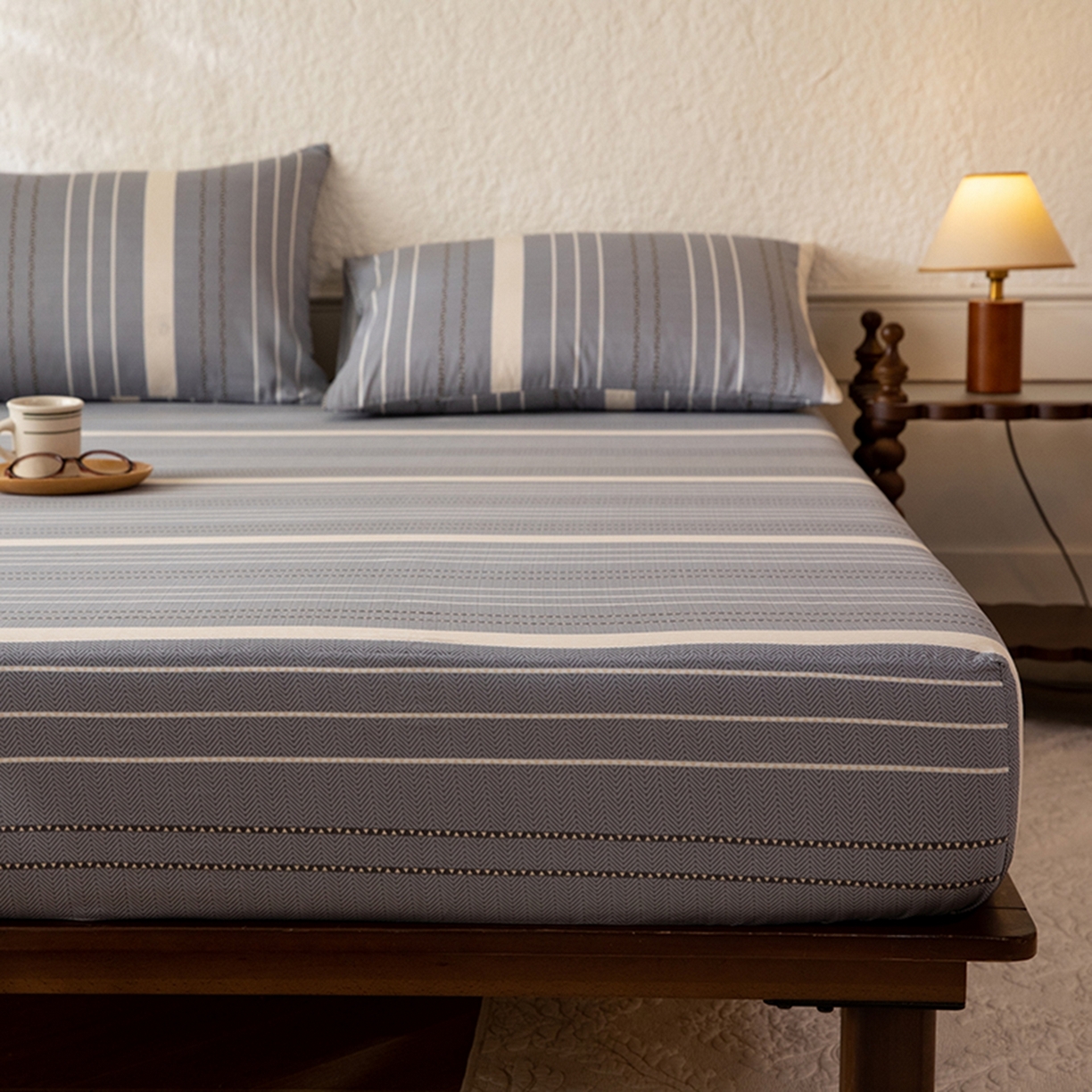 91家纺网 家纺一手货源 找家纺 八十八家纺 2026新款无印风全棉纯棉斜纹条格单床笠床笠单件单品床笠 木几