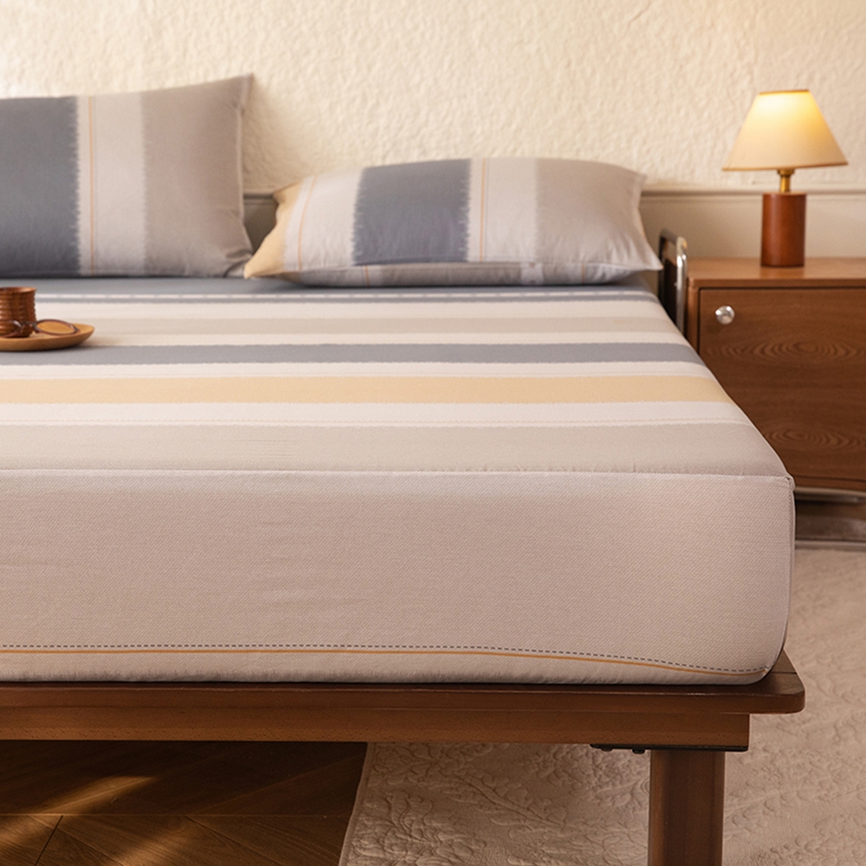 91家纺网 家纺一手货源 找家纺 八十八家纺 2026新款无印风全棉纯棉斜纹条格单床笠床笠单件单品床笠 木兰