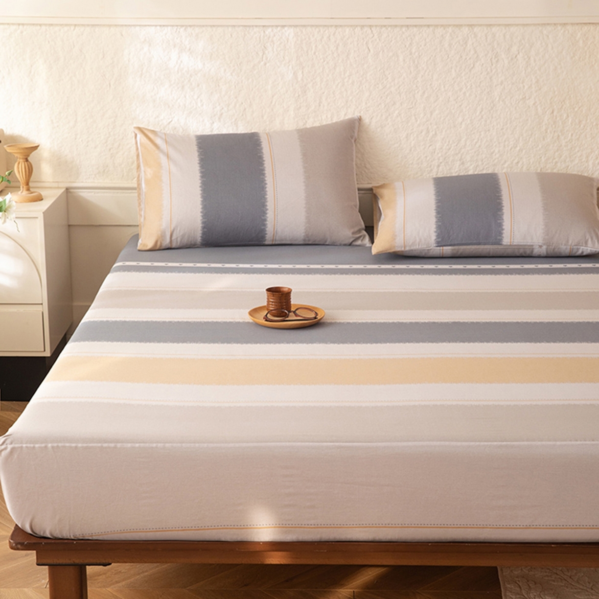 91家纺网 家纺一手货源 找家纺 八十八家纺 2026新款无印风全棉纯棉斜纹条格单床笠床笠单件单品床笠 木兰