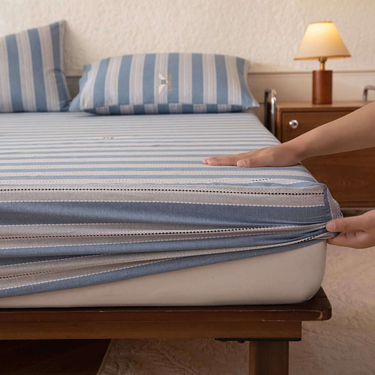 91家纺网 家纺一手货源 找家纺 八十八家纺 2026新款无印风全棉纯棉斜纹条格单床笠床笠单件单品床笠 木夏