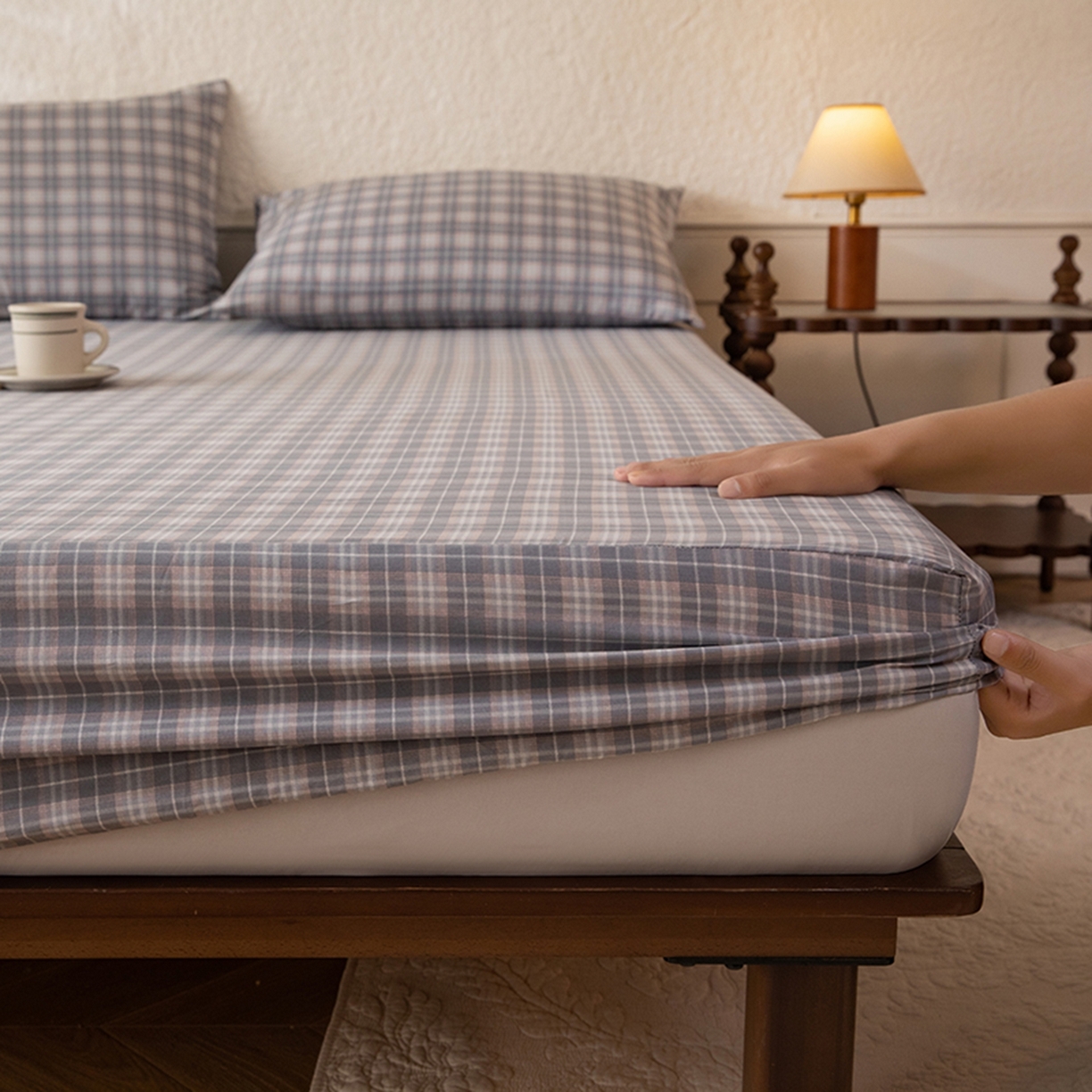 91家纺网 家纺一手货源 找家纺 八十八家纺 2026新款无印风全棉纯棉斜纹条格单床笠床笠单件单品床笠 青曼