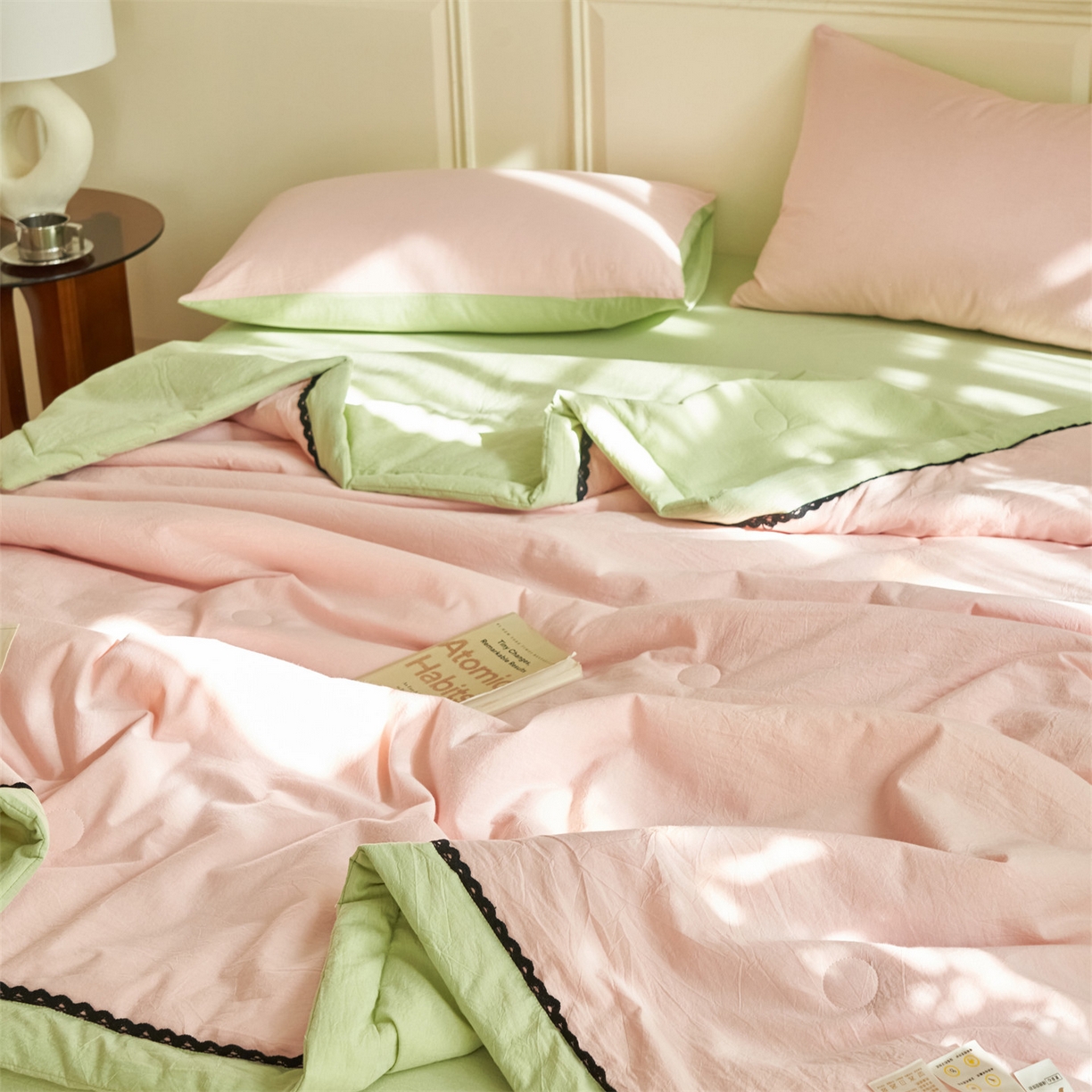 91家纺网 家纺一手货源 找家纺 恒爱家纺 2026新款全棉纯棉纯色双拼夏被四件套夏凉被空调被 香妃粉