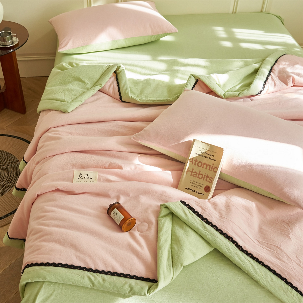 91家纺网 家纺一手货源 找家纺 恒爱家纺 2026新款全棉纯棉纯色双拼夏被四件套夏凉被空调被 香妃粉