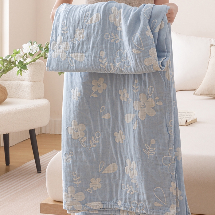 91家纺网 家纺一手货源 找家纺  2026新款全棉纯棉水洗柔绉三层纱布毛巾被 花期-蓝