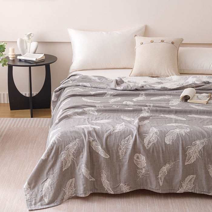 91家纺网 家纺一手货源 找家纺  2026新款全棉纯棉水洗柔绉三层纱布毛巾被 夏梦-灰