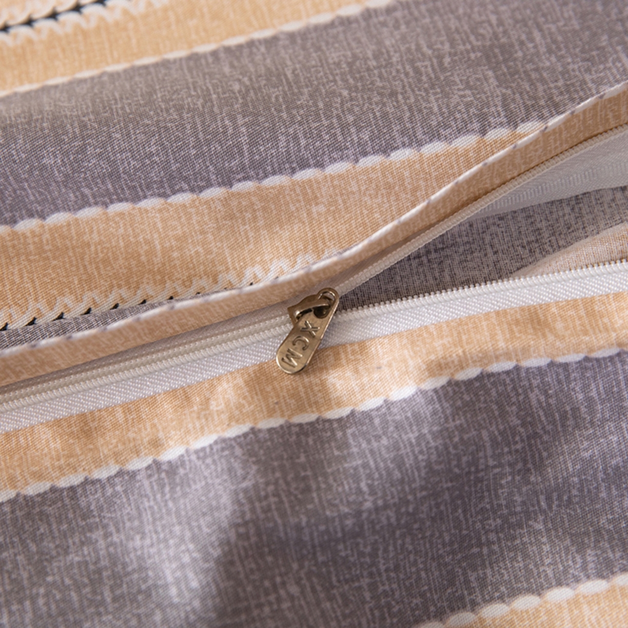 91家纺网 家纺一手货源 找家纺 八十八家纺 2026新款无印风全棉纯棉斜纹条格单床单床单单件单品床单 木冬