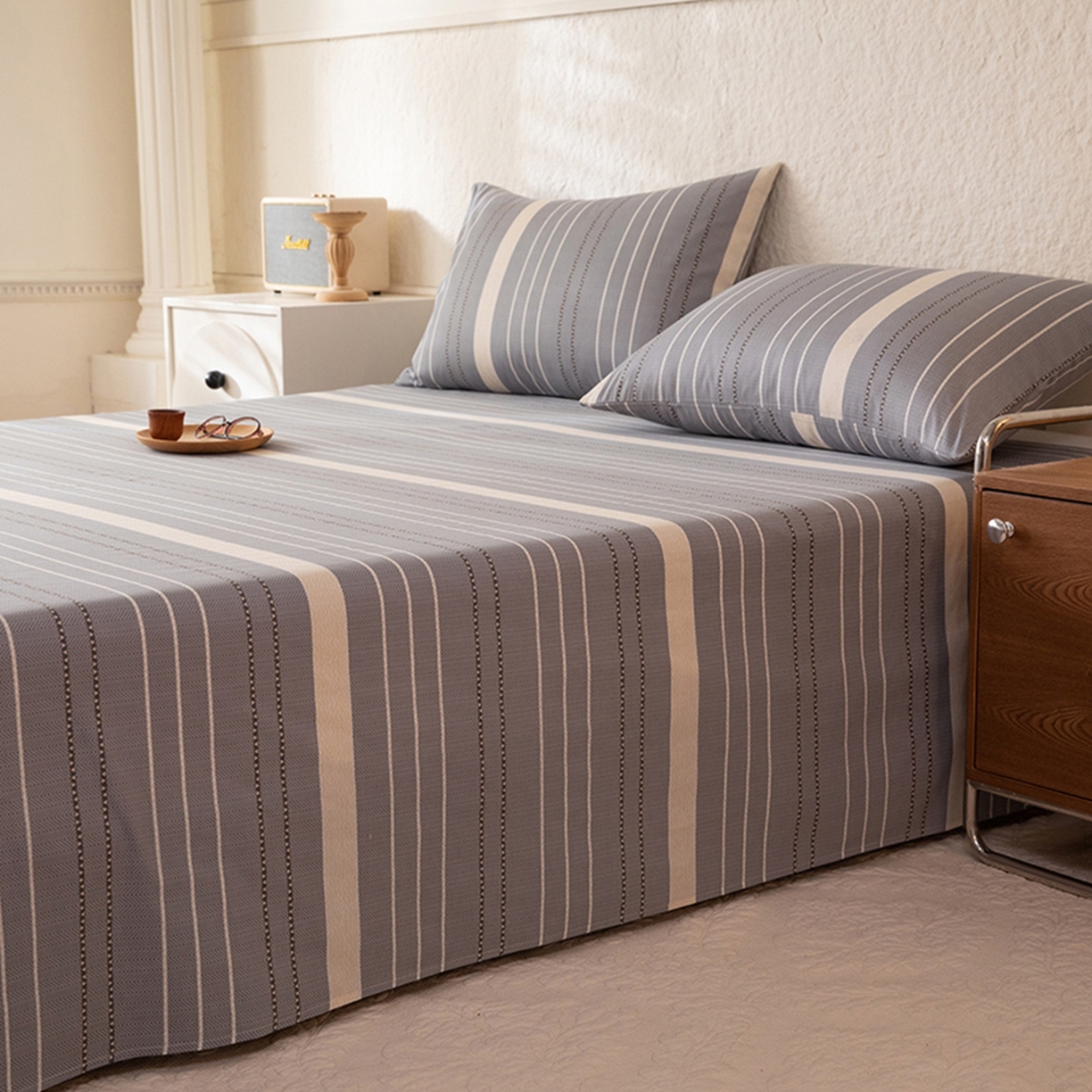 91家纺网 家纺一手货源 找家纺 八十八家纺 2026新款无印风全棉纯棉斜纹条格单床单床单单件单品床单 木几