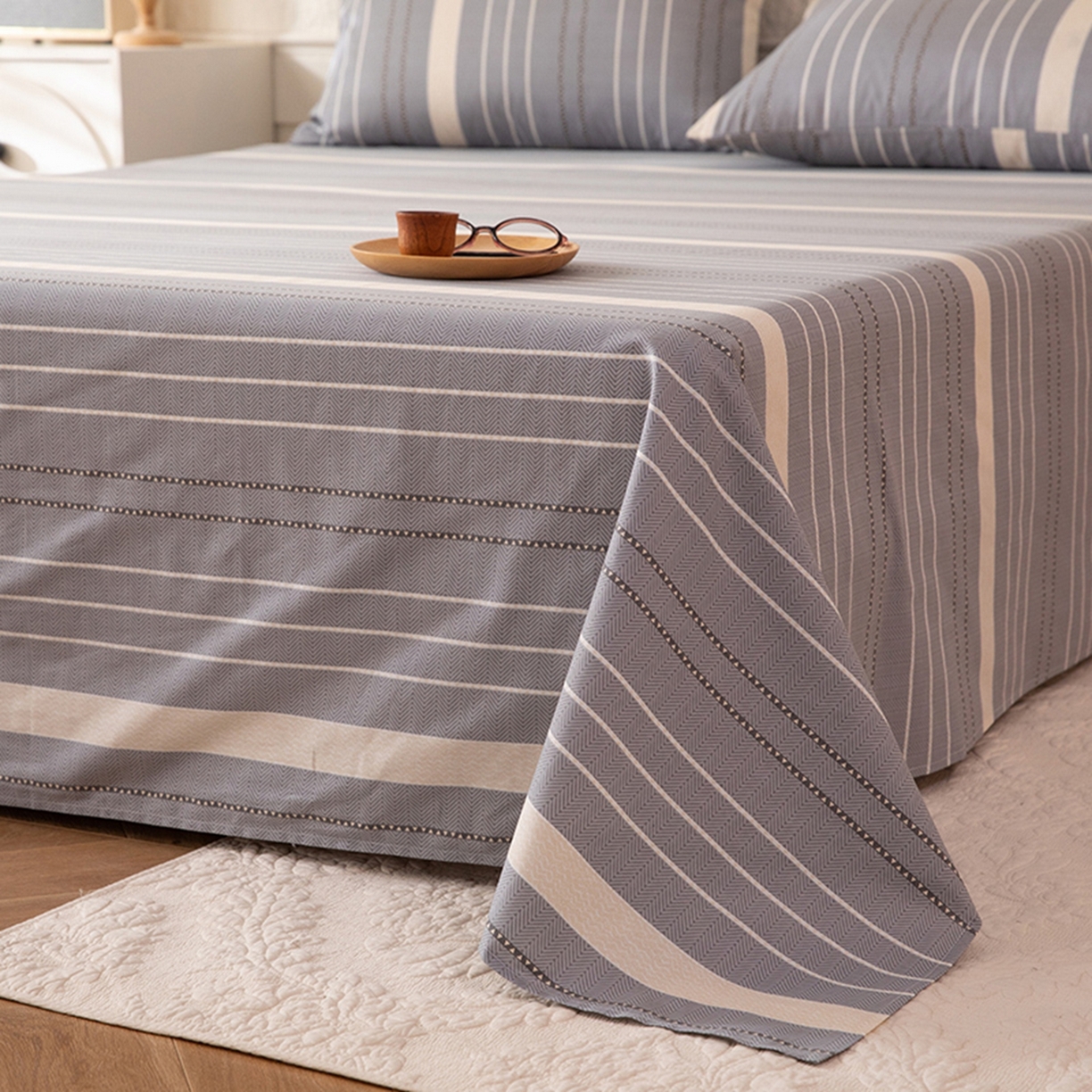 91家纺网 家纺一手货源 找家纺 八十八家纺 2026新款无印风全棉纯棉斜纹条格单床单床单单件单品床单 木几