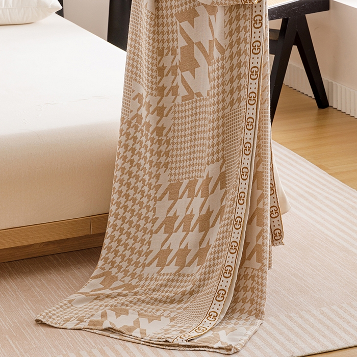 91家纺网 家纺一手货源 找家纺 朴尔家纺-毛巾被 2026新款柔滑竹纤维双层纱布冷感毯毛巾被 千鸟风情-驼