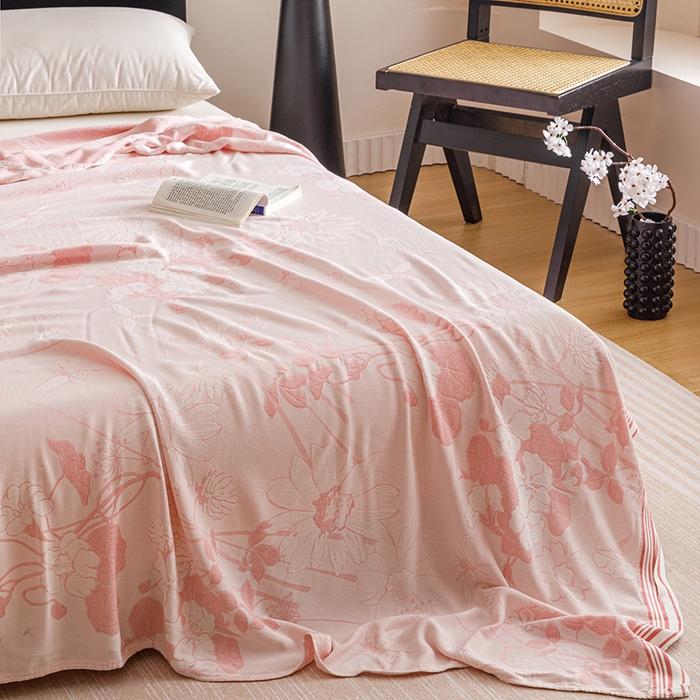 91家纺网 家纺一手货源 找家纺 朴尔家纺-毛巾被 2026新款柔滑竹纤维双层纱布冷感毯毛巾被 浅花漫-粉