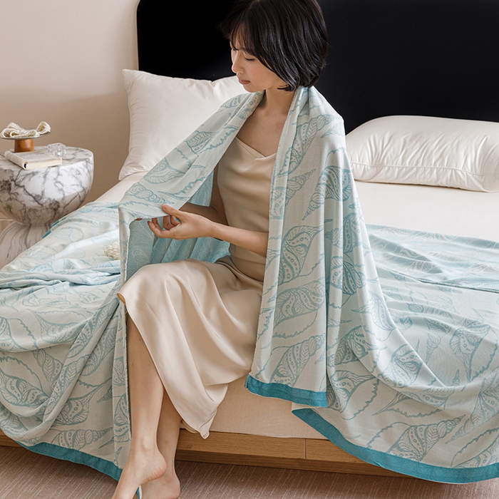 91家纺网 家纺一手货源 找家纺 朴尔家纺-毛巾被 2026新款柔滑竹纤维双层纱布冷感毯毛巾被 海之声-蓝