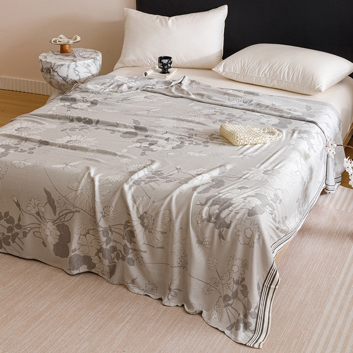 91家纺网 家纺一手货源 找家纺 朴尔家纺-毛巾被 2026新款柔滑竹纤维双层纱布冷感毯毛巾被 浅花漫-灰