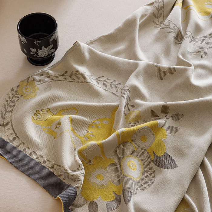 91家纺网 家纺一手货源 找家纺 朴尔家纺-毛巾被 2026新款柔滑竹纤维双层纱布冷感毯毛巾被 若花镜-黄