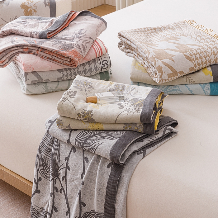 91家纺网 家纺一手货源 找家纺 朴尔家纺-毛巾被 2026新款柔滑竹纤维双层纱布冷感毯毛巾被 组合图仅供展示